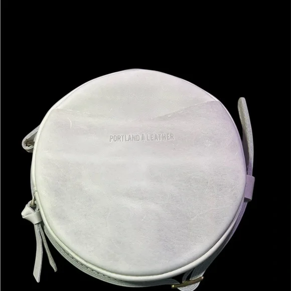 Portland Leather Beluga Small Circle Gray Bag - Picture 3 of 10